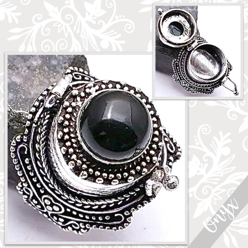 Onyx Eclectic Silver Poison Ring, Size 7.25 (Black)